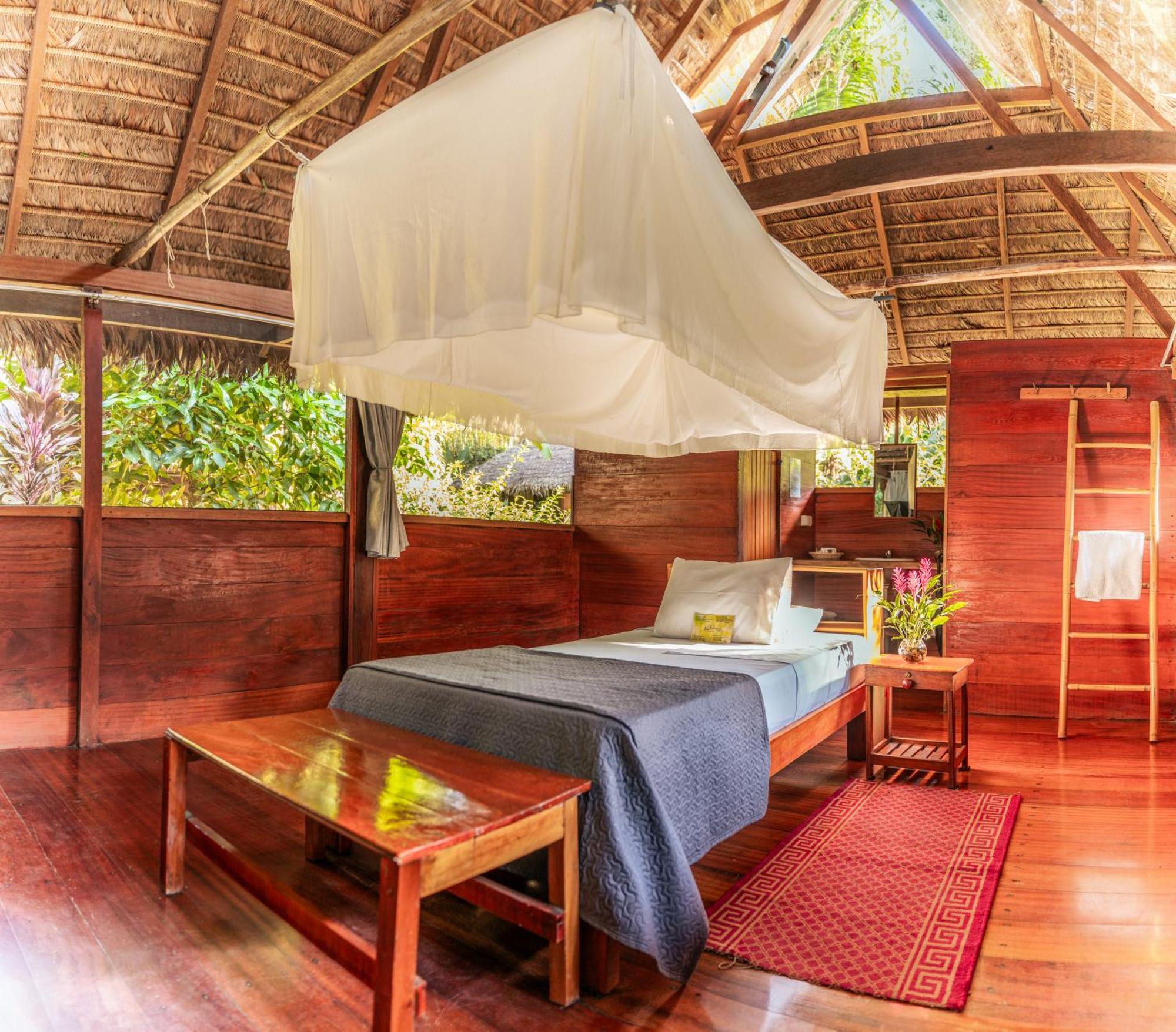 Ecolucerna Lodge Tambopata Puerto Maldonado Ngoại thất bức ảnh